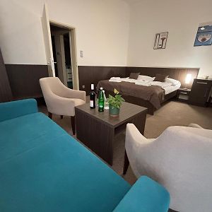 Hotel AMU